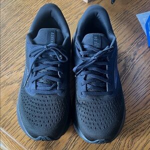 Brooks Black Women's Adrenaline GTS Athletic Sneakers